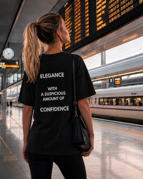 A suspicious amount of Confidence Oversize Unisex Tshirt