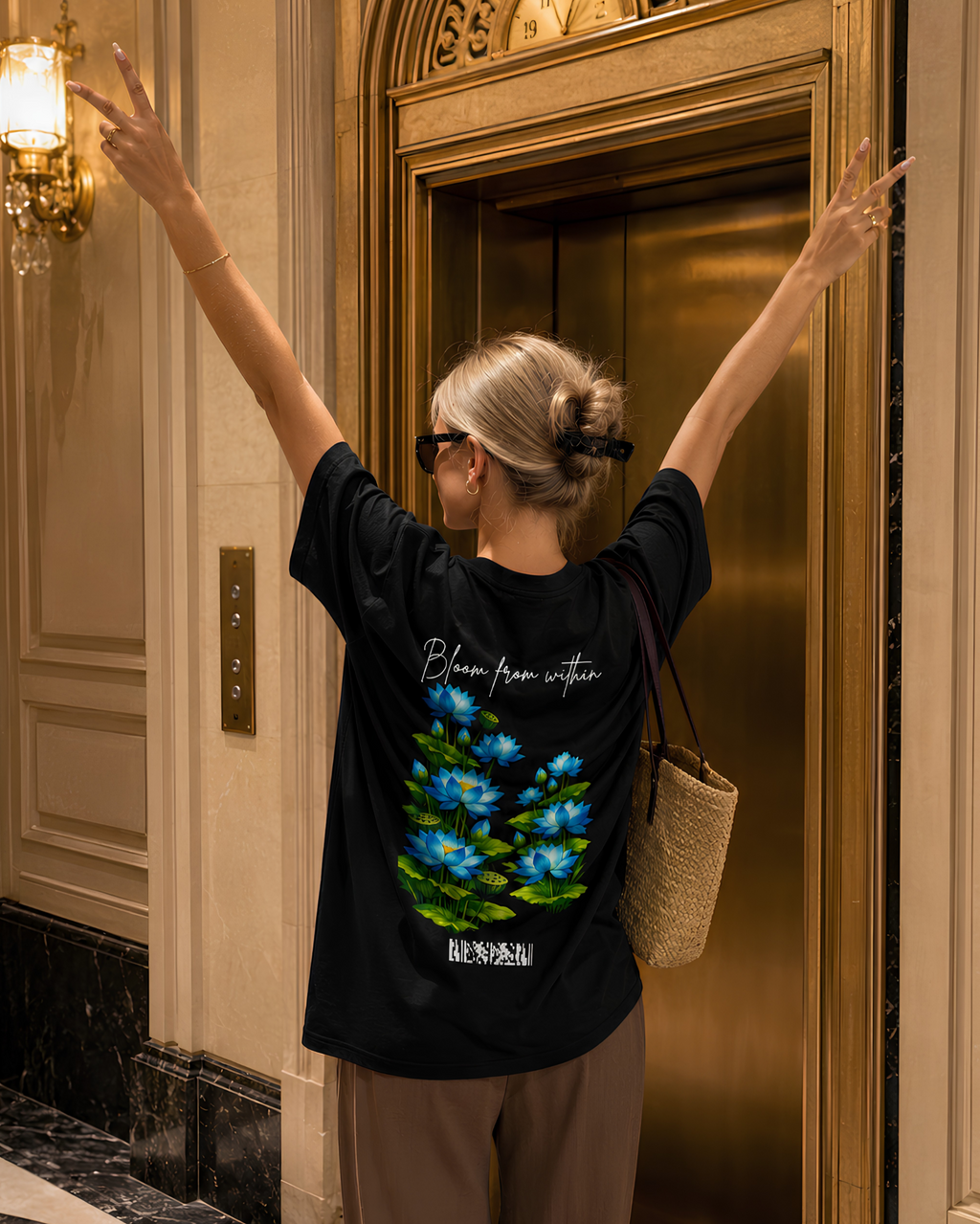 Blue Lotus Oversize Unisex Tshirt