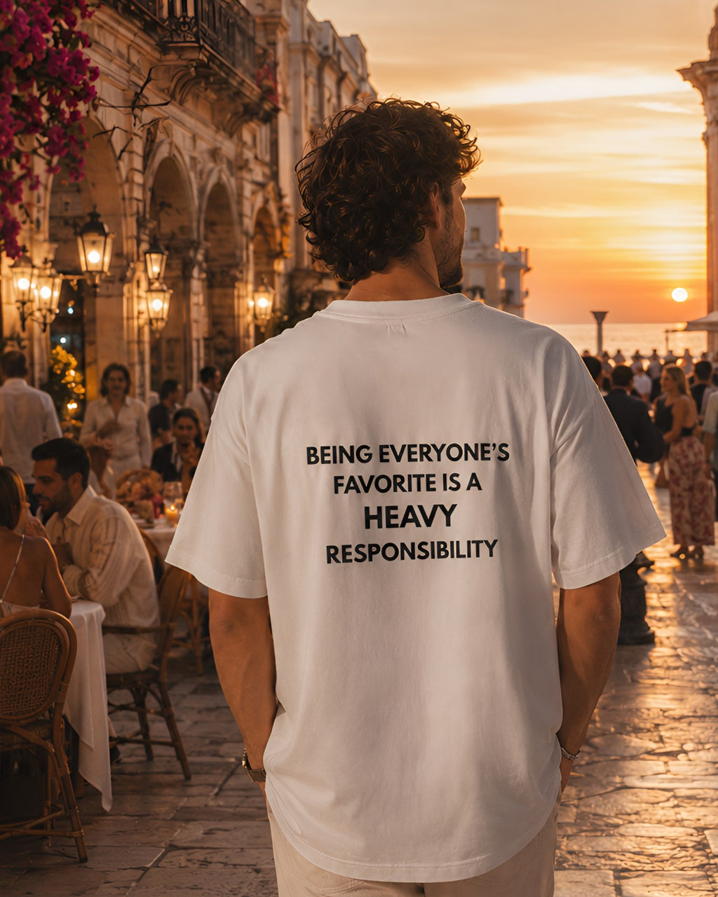 Being everyone's favorite is a heavy responsibility Oversize Unisex Tshirt